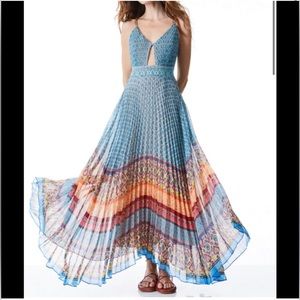 Alice + Olivia Gloria Chain Strap Pleated Maxi Dress
